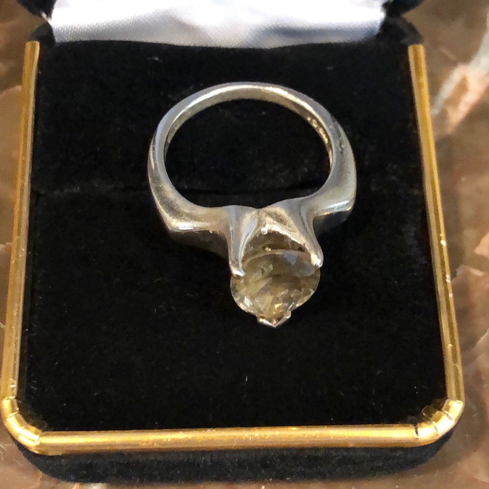 Pear Shape Yellow Stone Ring - image 5